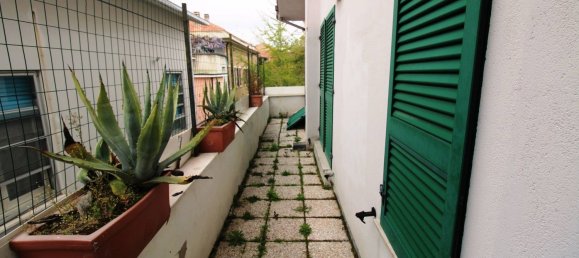 4 bedrooms House in Civitanova Marche, Italy No. 351501 16