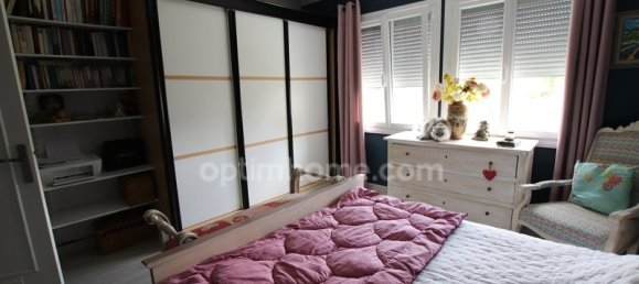 2 bedrooms House in Saint-Pere-sur-Loire, France No. 264498 14