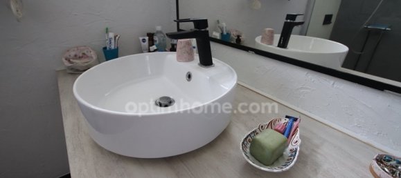 2 bedrooms House in Saint-Pere-sur-Loire, France No. 264498 11