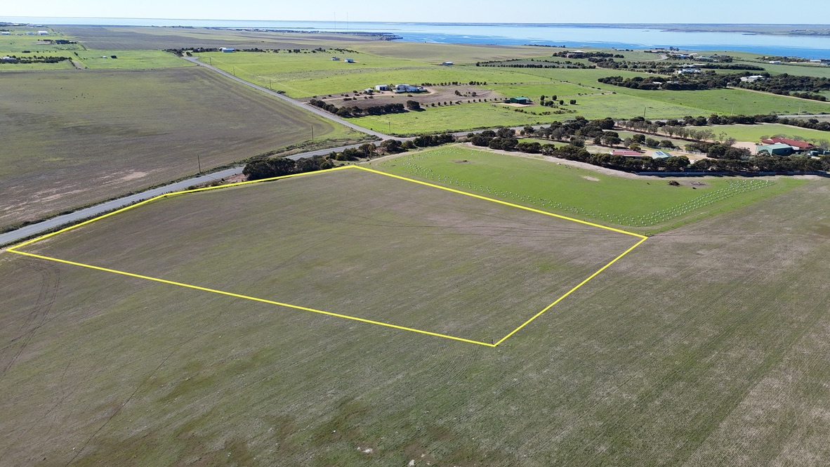 Terreno en Streaky Bay, Australia 30000 m² No. 394