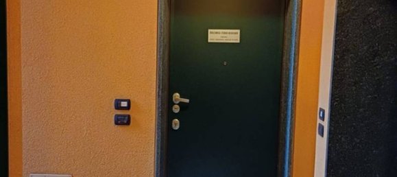 5 rooms Office in Como, Italy No. 100417 27