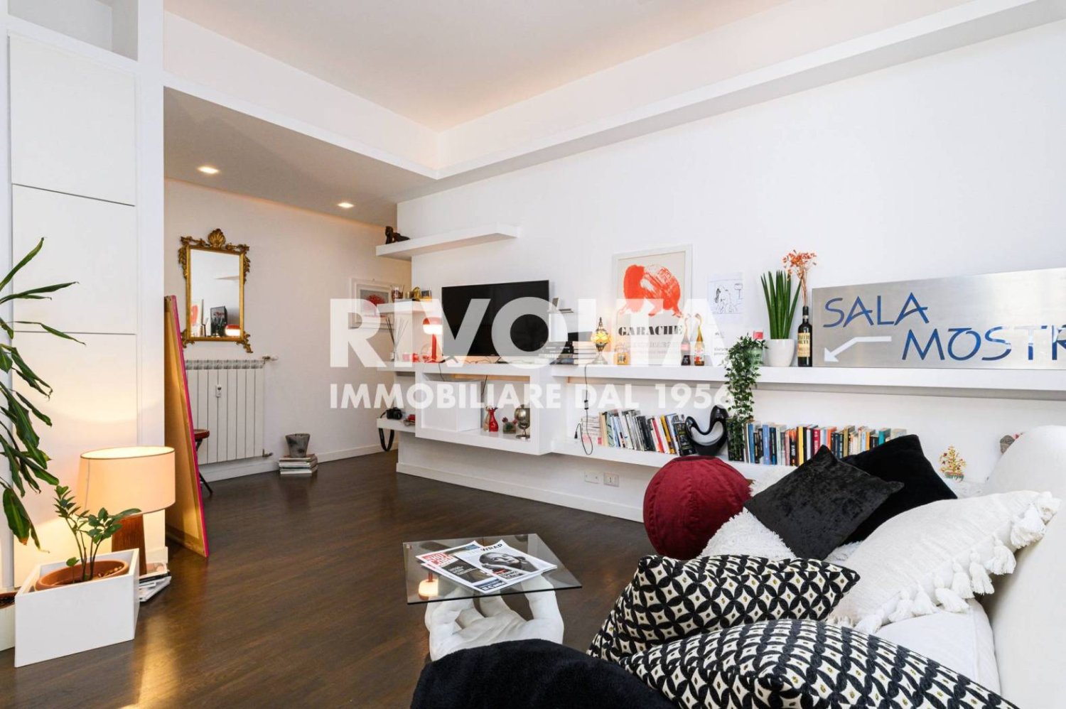 2 bedrooms Apartment in Rome, Italy No. 337894