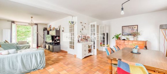 4 chambres Maison à Roissy-en-Brie, France No. 282158 2