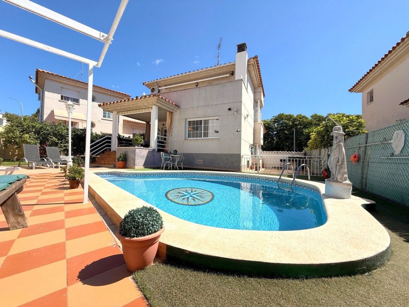 4 bedrooms House in Tarragona, Spain No. 195311