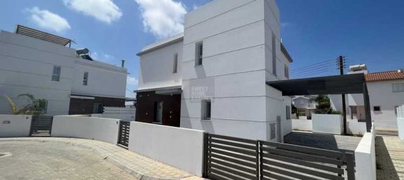 4 غرف نوم عقار تجاري في Paralimni, Cyprus رقم 7732 15