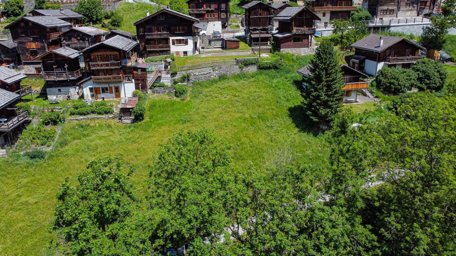 552m² Land in Anniviers, Switzerland No. 404