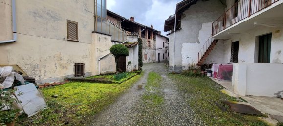 3 rooms House in Levone, Italy No. 230234 3