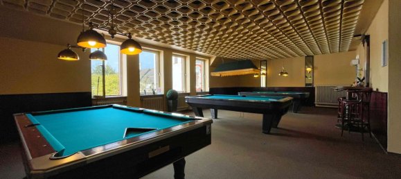 13 rooms Building in Wesermarsch, Germany No. 206857 6