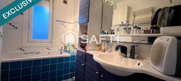 Adosado de 3 dormitorios en Lens, France No. 217702 8