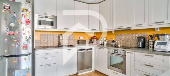 2 bedrooms Apartment in Seine-Saint-Denis, France No. 140297 3