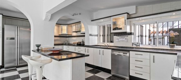 6 Schlafzimmer Villa in Fuengirola, Spain, Nr. 140833 12