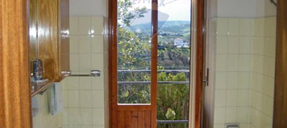 4-Zimmer Haus in Sant'Eusanio del Sangro, Italy, Nr. 35604 18