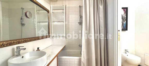 3 bedrooms Apartment in Turin, Italy No. 332749 14