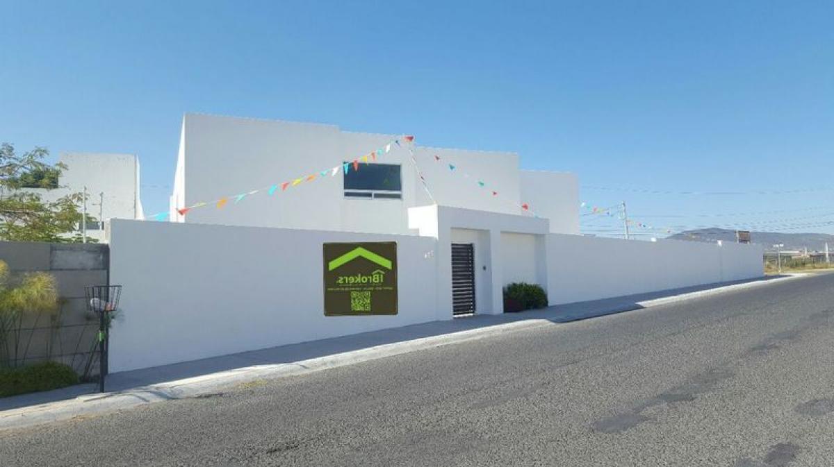 Casa de 4 dormitorios en Querétaro, Mexico No. 158788