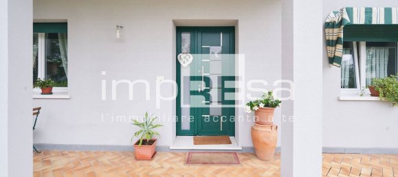 5 bedrooms House in Maserada sul Piave, Italy No. 359174 3