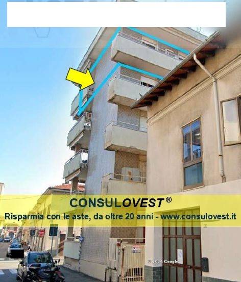 3 bedrooms Penthouse in Busto Arsizio, Italy No. 94194