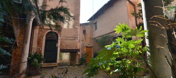 3 rooms Apartment in Venice, Italy No. 251229 43