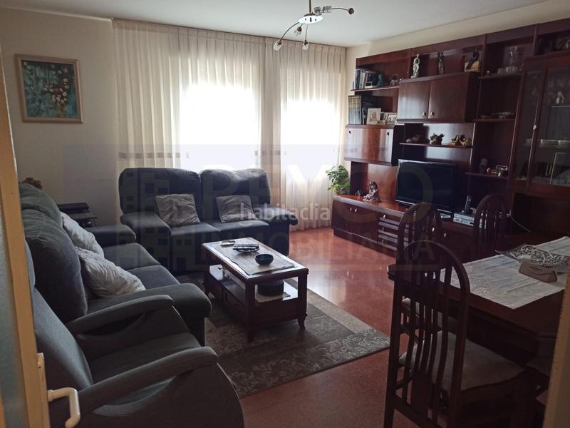 Apartamento de 3 dormitorios en La Rioja, Spain No. 169696