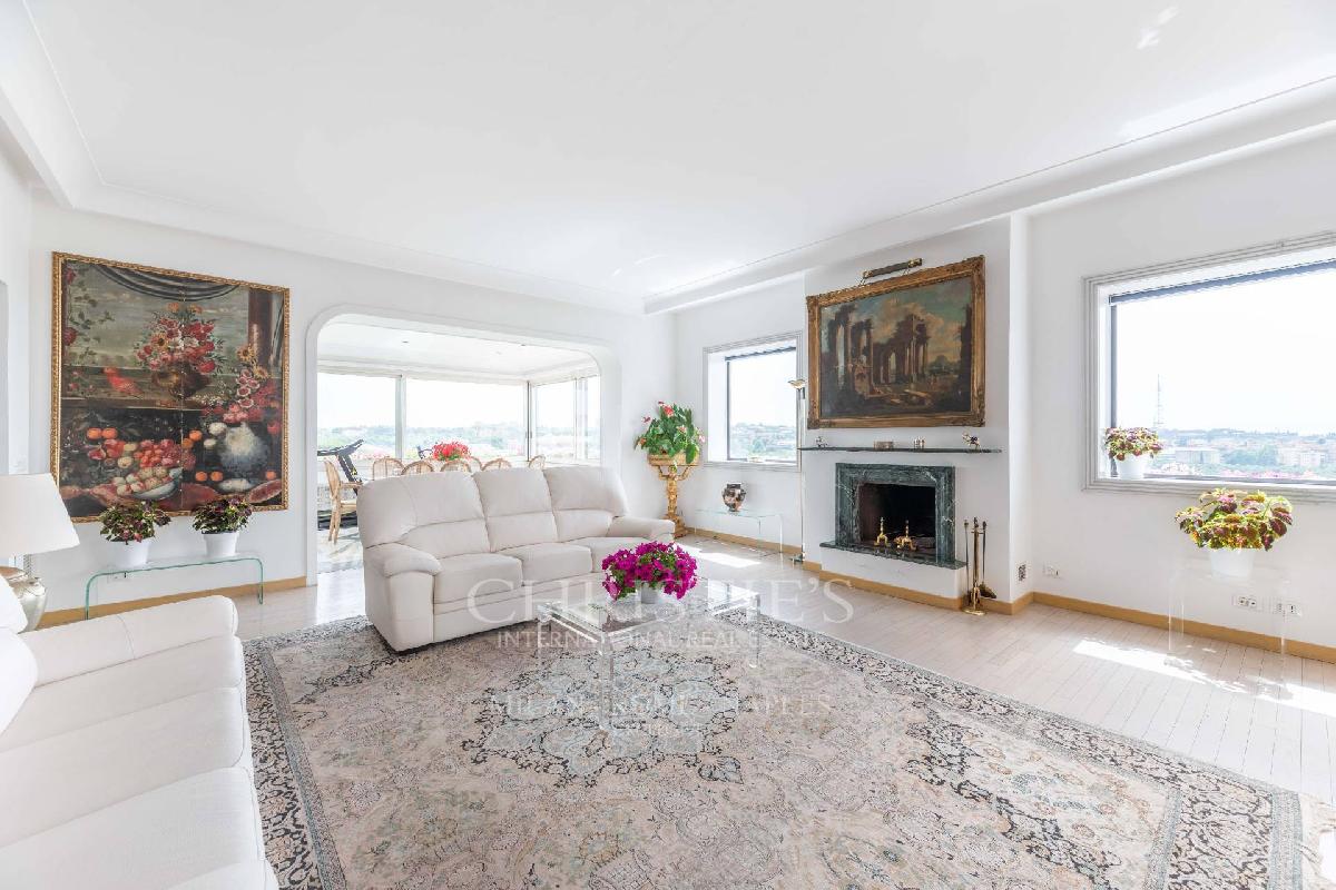 Ático de 2 dormitorios en Rome, Italy No. 371804