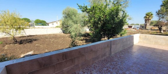 2 Schlafzimmer Villa in Syracuse, Italy, Nr. 242389 9