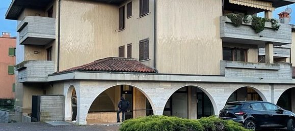  مكتب في Castrezzato, Italy 70متر مربع رقم 182866 11