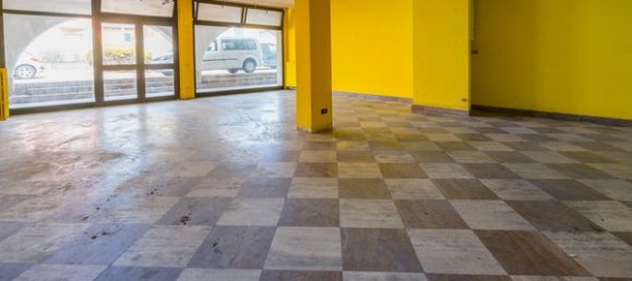  مكتب في Castrezzato, Italy 70متر مربع رقم 182866 6