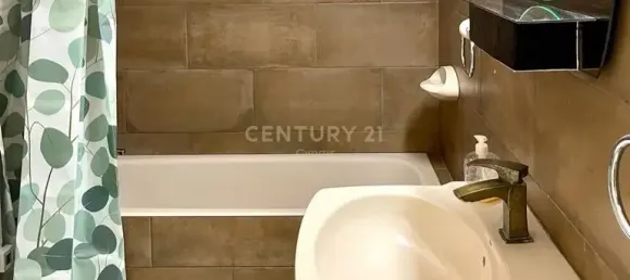 3 bedrooms Apartment in Agios Tychonas, Cyprus No. 5680 6