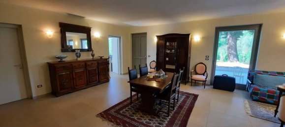 4 Schlafzimmer Haus in Corneliano d'Alba, Italy, Nr. 49736 2