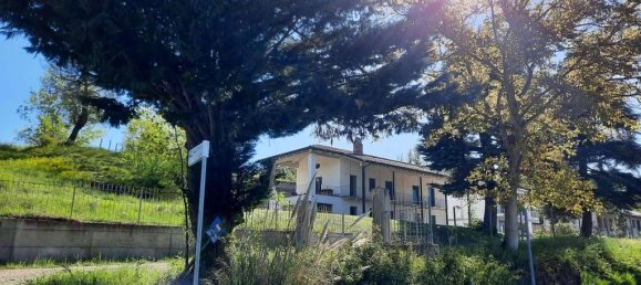 4 Schlafzimmer Haus in Corneliano d'Alba, Italy, Nr. 49736 23