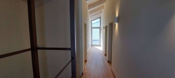 4 Schlafzimmer Haus in Corneliano d'Alba, Italy, Nr. 49736 16