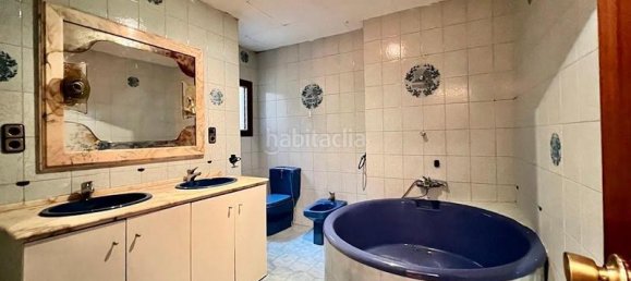 Gebäude in Barcelona, Spain 372m², Nr. 76939 19