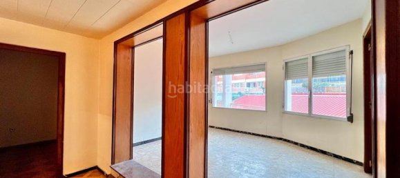 Gebäude in Barcelona, Spain 372m², Nr. 76939 20