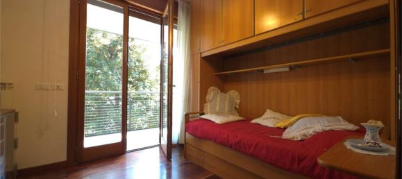 4 bedrooms Apartment in Venice, Italy No. 381679 10