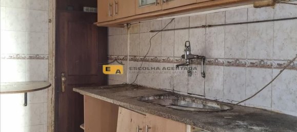 3 bedrooms House in Valbom, Portugal No. 23642 8