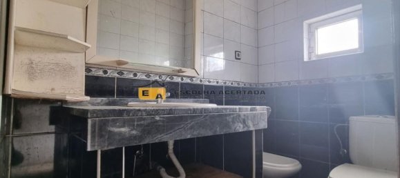 3 bedrooms House in Valbom, Portugal No. 23642 21