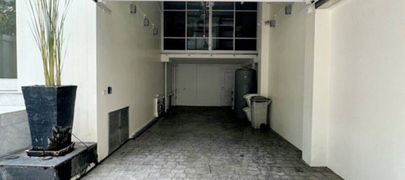 3 bedrooms Bungalow in Bangkok, Thailand No. 14817 3