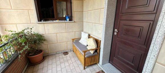 Ático de 2 dormitorios en Sumirago, Italy No. 299769 5