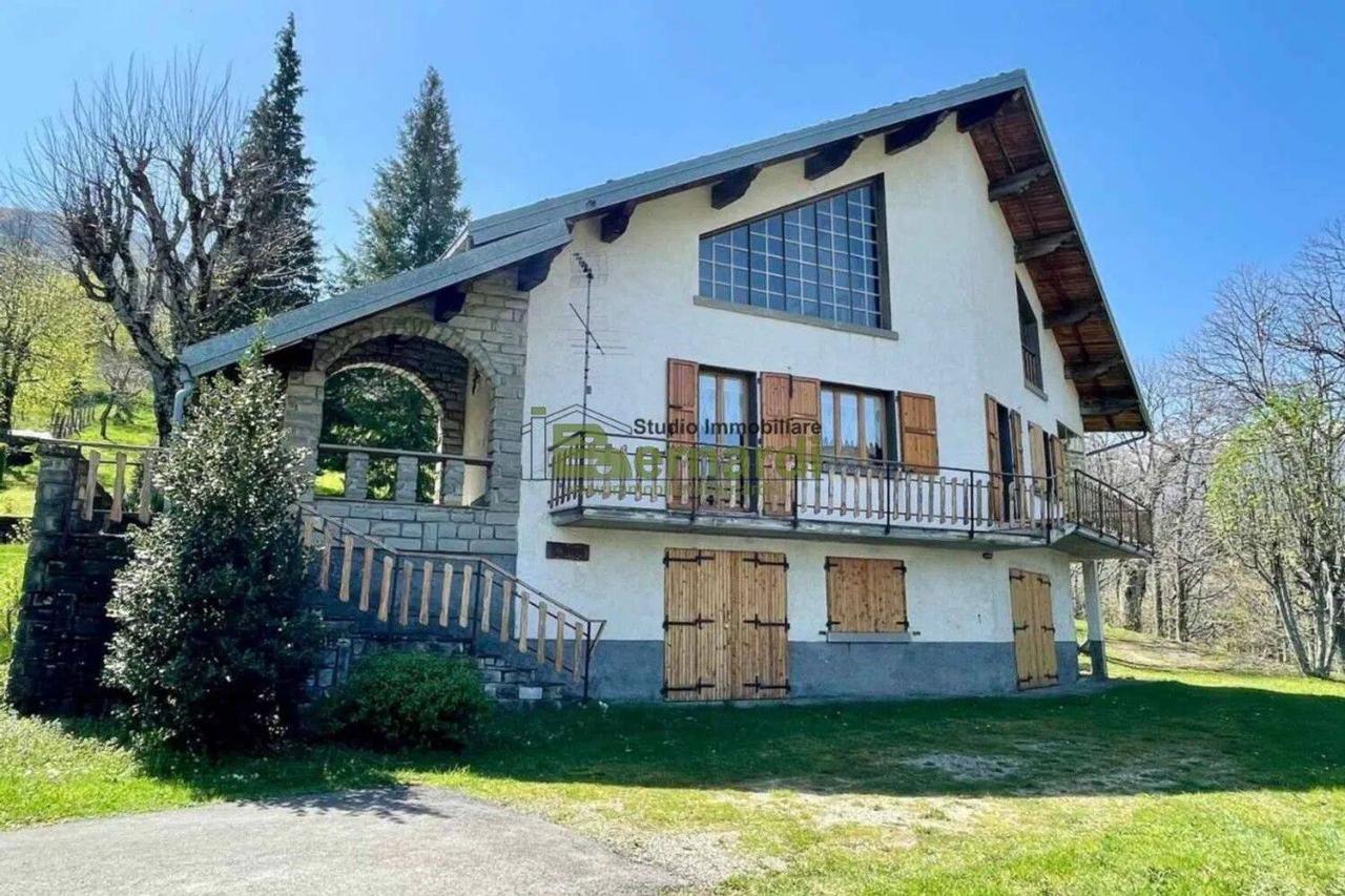 12 rooms Villa in Fanano, Italy No. 119350