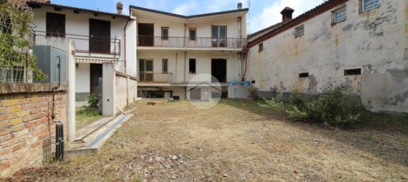 Здание 200м² в Бальдиссеро д’Альба, Италия № 177716 7