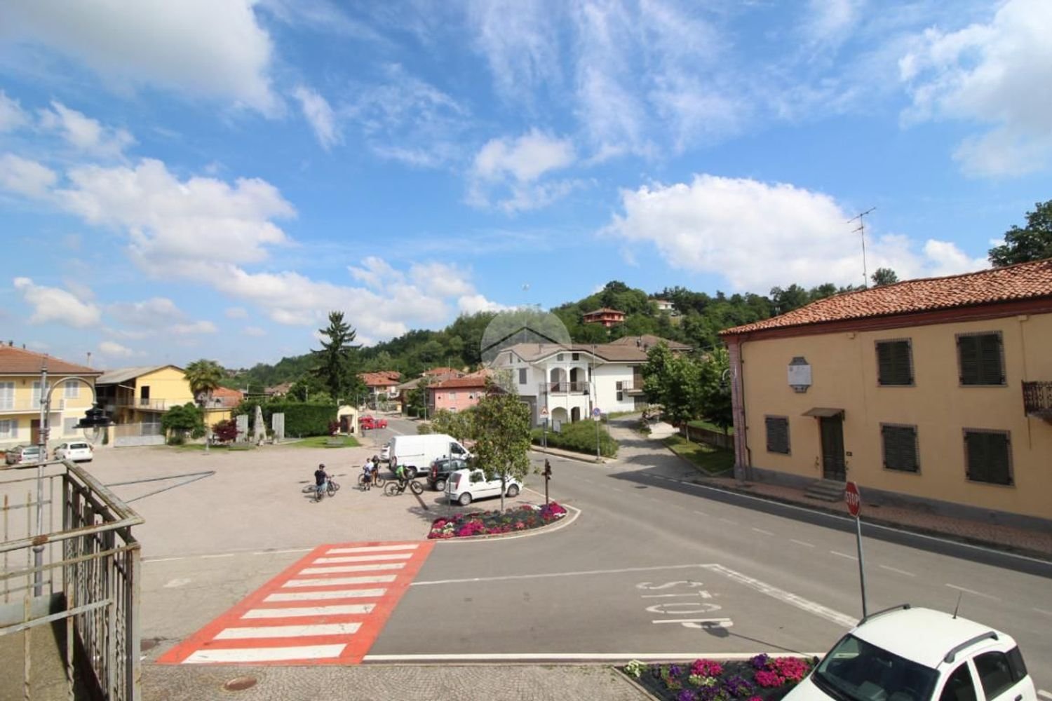 Здание 200м² в Бальдиссеро д’Альба, Италия № 177716