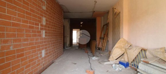 Здание 200м² в Бальдиссеро д’Альба, Италия № 177716 12