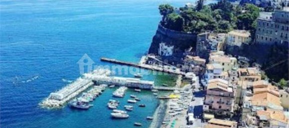 3 bedrooms Apartment in Ottaviano, Italy No. 13847 21