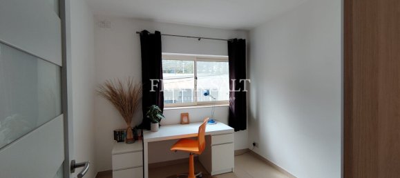 Квартира с 2 спальнями в Сент-Джулианс, Мальта № 11390 4