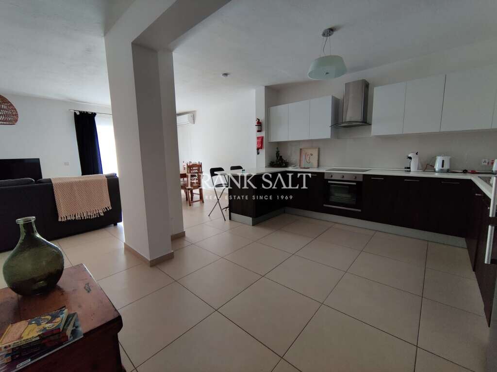 Квартира с 2 спальнями в Сент-Джулианс, Мальта № 11390