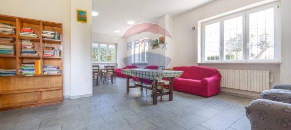 9 rooms Villa in Ripa Teatina, Italy No. 15099 2