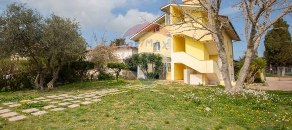 9 rooms Villa in Ripa Teatina, Italy No. 15099 37