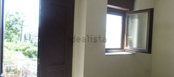 3 rooms Apartment in Pietrapertosa, Italy No. 31916 6