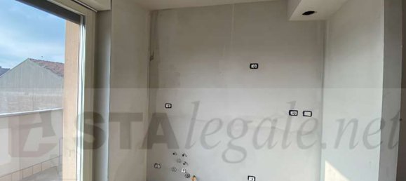 3-salle Appartement à Abbiategrasso, Italy No. 7839 2