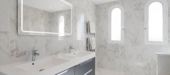 4 bedrooms Villa in Mijas, Spain No. 172999 8