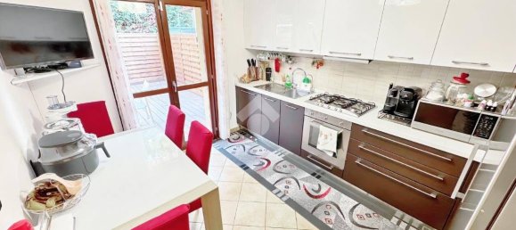 2 Schlafzimmer Villa in Parma, Italy, Nr. 371663 8